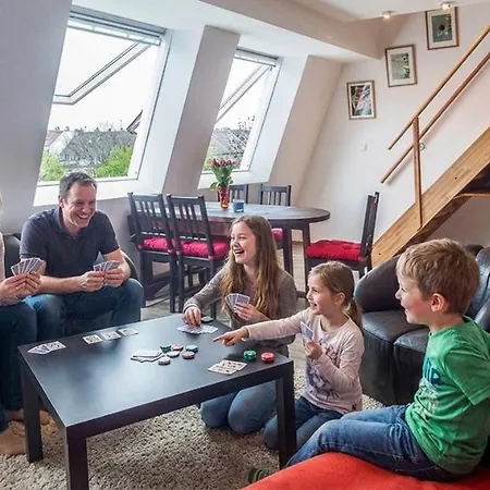 Apartment11 Thueringer Apartman Köln