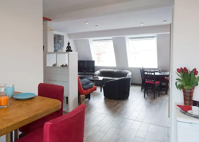 Apartment11 Thueringer شقة