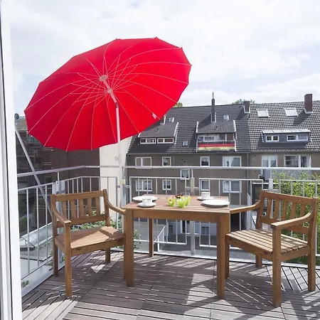 Apartment11 Thueringer Daire Köln